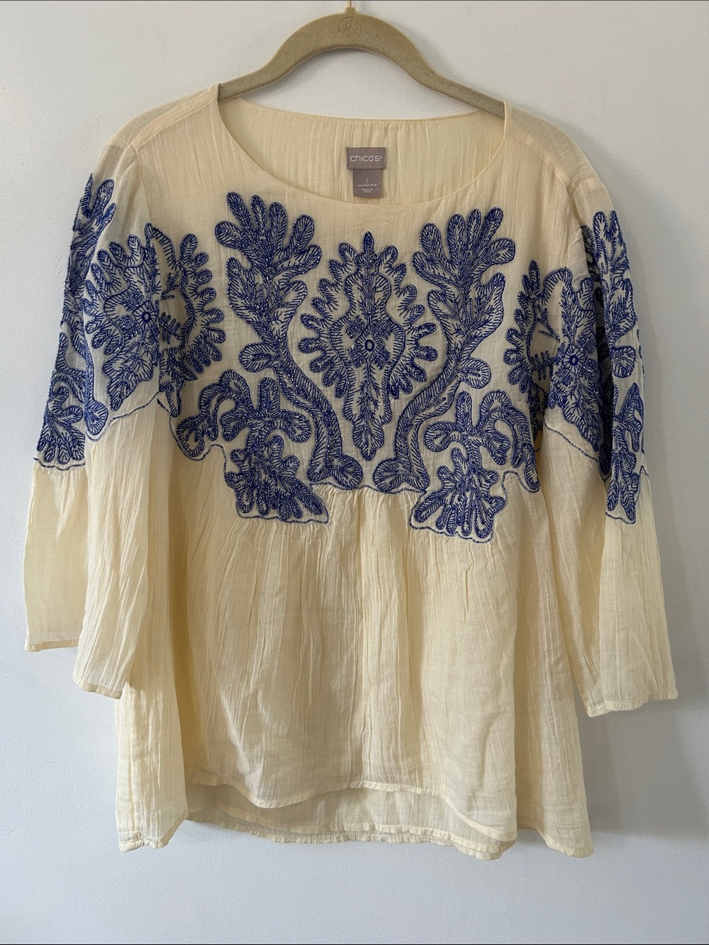 Chico's Blouse Buttery Cream Boho Floral Beaded 3/4 Sleeve Feminine Lightweight